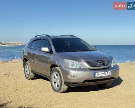 Серый Лексус РХ, объемом двигателя 3.3 л и пробегом 210 тыс. км за 9000 $, фото 1 на Automoto.ua
