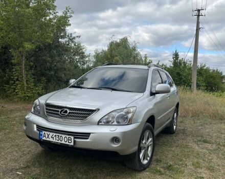 Серый Лексус РХ, объемом двигателя 3.3 л и пробегом 226 тыс. км за 12000 $, фото 1 на Automoto.ua