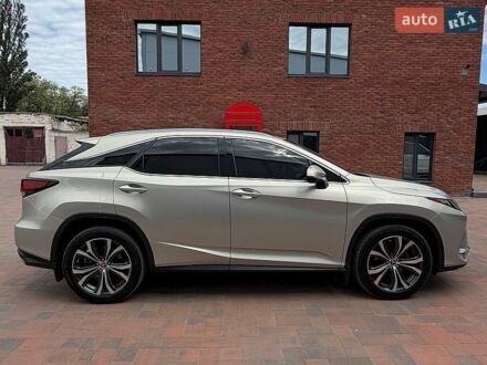 Сірий Лексус РХ, об'ємом двигуна 2 л та пробігом 175 тис. км за 45000 $, фото 1 на Automoto.ua