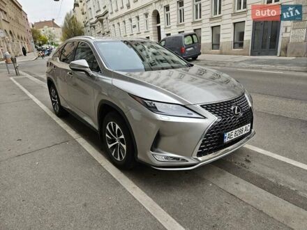 Лексус РХ 2021 в Днепре (Днепропетровске) на Automoto.ua Серый Лексус РХ, объемом двигателя 2 л и пробегом 12 тыс. км за 54000 $, фото 1 на Automoto.ua