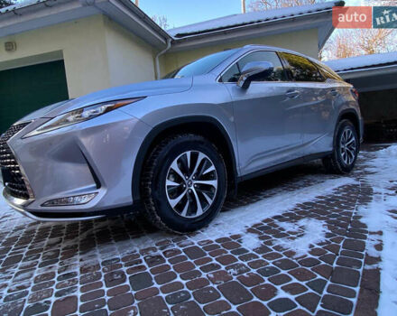 Серый Лексус РХ, объемом двигателя 2 л и пробегом 27 тыс. км за 49500 $, фото 1 на Automoto.ua