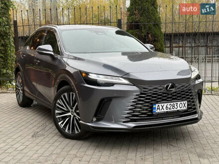 Серый Лексус РХ, объемом двигателя 2.39 л и пробегом 32 тыс. км за 56500 $, фото 1 на Automoto.ua