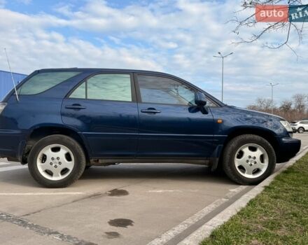 Синий Лексус РХ, объемом двигателя 3 л и пробегом 470 тыс. км за 4500 $, фото 13 на Automoto.ua