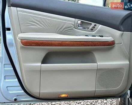 Синий Лексус РХ, объемом двигателя 3.3 л и пробегом 388 тыс. км за 9700 $, фото 10 на Automoto.ua