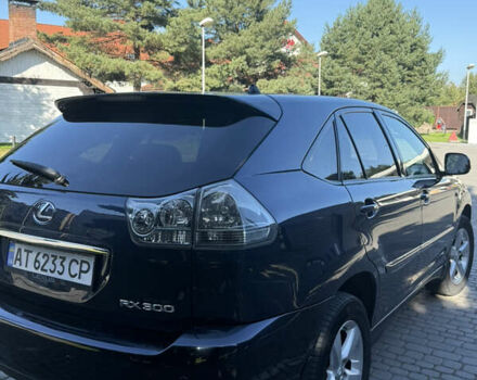 Лексус РХ 2005 в Ивано-Франковске на Automoto.ua Синий Лексус РХ, объемом двигателя 3 л и пробегом 261 тыс. км за 11000 $, фото 5 на Automoto.ua