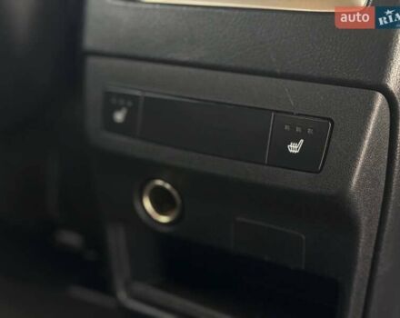 Синій Лексус РХ, об'ємом двигуна 2 л та пробігом 173 тис. км за 27999 $, фото 39 на Automoto.ua