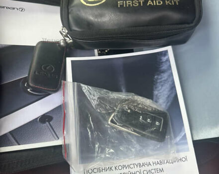Синий Лексус РХ, объемом двигателя 2 л и пробегом 129 тыс. км за 34200 $, фото 11 на Automoto.ua