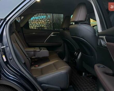 Синий Лексус РХ, объемом двигателя 2 л и пробегом 130 тыс. км за 1470000 $, фото 6 на Automoto.ua