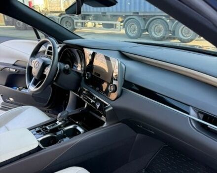 Синій Лексус РХ, об'ємом двигуна 2.4 л та пробігом 8 тис. км за 57000 $, фото 24 на Automoto.ua