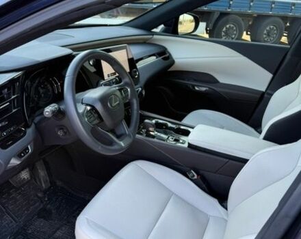 Синій Лексус РХ, об'ємом двигуна 2.4 л та пробігом 8 тис. км за 57000 $, фото 23 на Automoto.ua