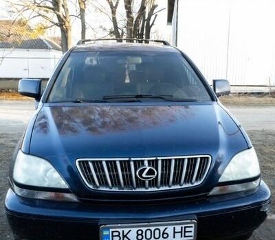 Синий Лексус РХ, объемом двигателя 3 л и пробегом 400 тыс. км за 6000 $, фото 1 на Automoto.ua