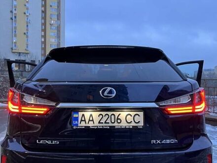 Лексус РХ 2016 в Киеве на Automoto.ua Синий Лексус РХ, объемом двигателя 3.46 л и пробегом 127 тыс. км за 44000 $, фото 1 на Automoto.ua