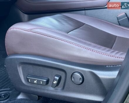 Зелений Лексус РХ, об'ємом двигуна 3.5 л та пробігом 60 тис. км за 60900 $, фото 13 на Automoto.ua