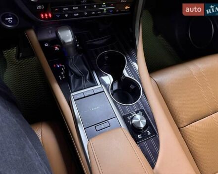 Зеленый Лексус РХ, объемом двигателя 3.5 л и пробегом 15 тыс. км за 62500 $, фото 100 на Automoto.ua