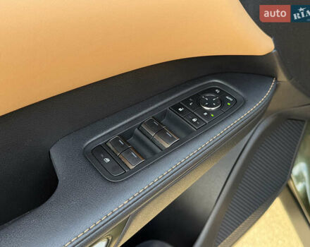 Зелений Лексус РХ, об'ємом двигуна 2.5 л та пробігом 25 тис. км за 74500 $, фото 18 на Automoto.ua