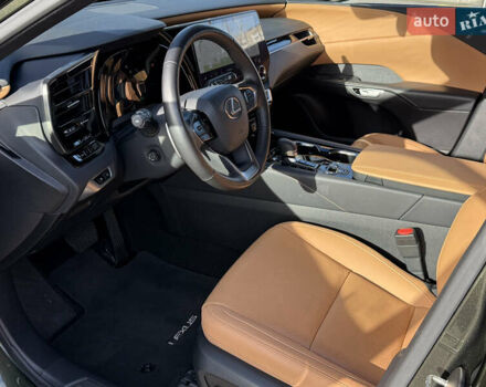 Зелений Лексус РХ, об'ємом двигуна 2.5 л та пробігом 25 тис. км за 74500 $, фото 20 на Automoto.ua