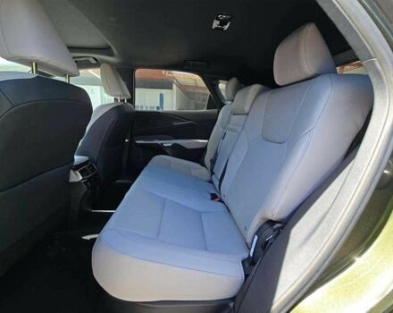 Зеленый Лексус РХ, объемом двигателя 0 л и пробегом 34 тыс. км за 47000 $, фото 7 на Automoto.ua