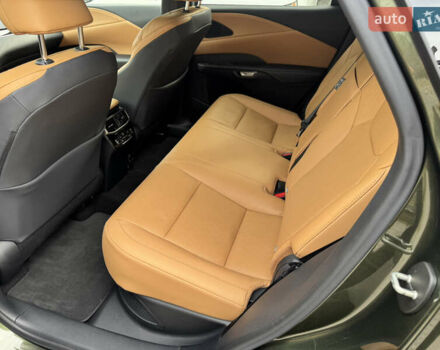 Лексус РХ 2023 у Києві на Automoto.ua Зелений Лексус РХ, об'ємом двигуна 2.5 л та пробігом 24 тис. км за 73500 $, фото 7 на Automoto.ua