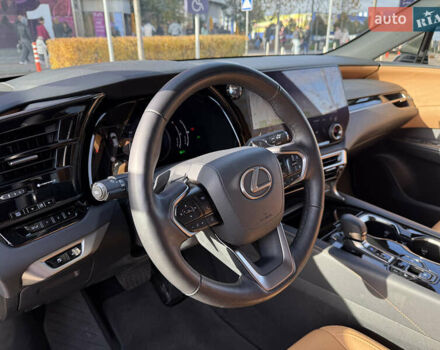 Зелений Лексус РХ, об'ємом двигуна 2.5 л та пробігом 25 тис. км за 74500 $, фото 27 на Automoto.ua