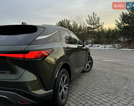 Зеленый Лексус РХ, объемом двигателя 2.4 л и пробегом 19 тыс. км за 63000 $, фото 1 на Automoto.ua