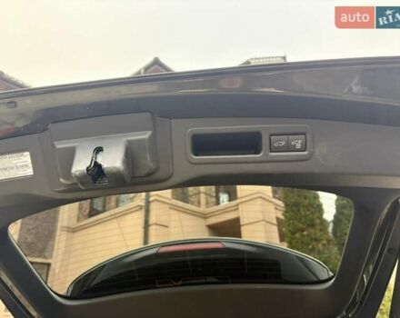 Зелений Лексус РХ, об'ємом двигуна 2.5 л та пробігом 33 тис. км за 66000 $, фото 8 на Automoto.ua