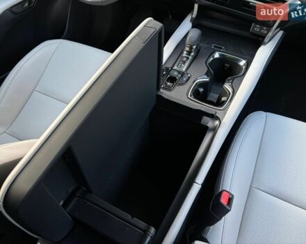 Зеленый Лексус РХ, объемом двигателя 2.39 л и пробегом 5 тыс. км за 49000 $, фото 47 на Automoto.ua