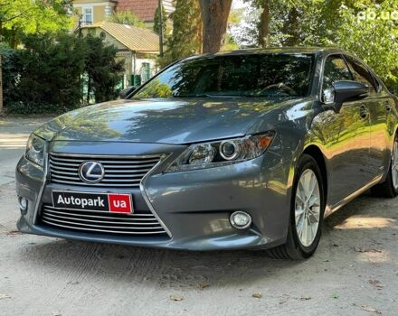 Серый Лексус С 350, объемом двигателя 2.5 л и пробегом 220 тыс. км за 17990 $, фото 1 на Automoto.ua