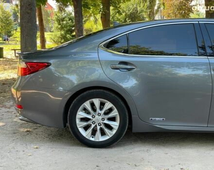 Серый Лексус С 350, объемом двигателя 2.5 л и пробегом 220 тыс. км за 17990 $, фото 7 на Automoto.ua