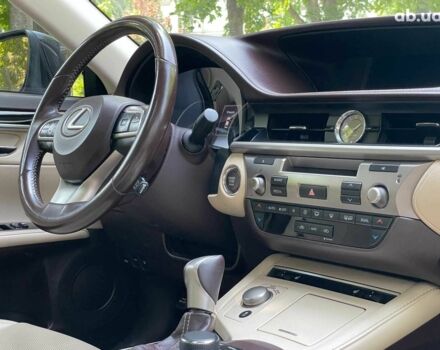 Лексус ES 250 2017 в Киеве на Automoto.ua Черный Лексус ES 250, объемом двигателя 2.5 л и пробегом 166 тыс. км за 25990 $, фото 29 на Automoto.ua