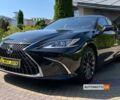 Чорний Лексус ES 300 H, об'ємом двигуна 2.5 л та пробігом 105 тис. км за 50700 $, фото 2 на Automoto.ua