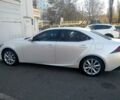 Белый Лексус IS 200, объемом двигателя 2 л и пробегом 28 тыс. км за 21500 $, фото 5 на Automoto.ua