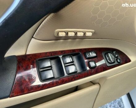 Белый Лексус IS 220, объемом двигателя 2.2 л и пробегом 351 тыс. км за 8990 $, фото 15 на Automoto.ua