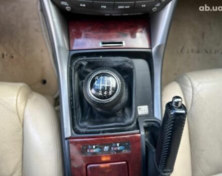 Белый Лексус IS 220, объемом двигателя 2.2 л и пробегом 351 тыс. км за 8990 $, фото 33 на Automoto.ua