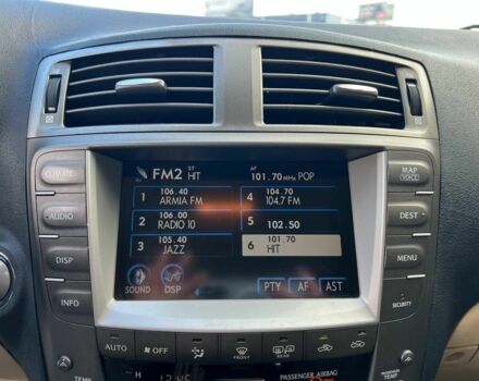 Белый Лексус IS 220, объемом двигателя 2.2 л и пробегом 351 тыс. км за 8990 $, фото 28 на Automoto.ua