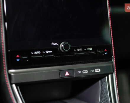 Лексус LBX, объемом двигателя 1.49 л и пробегом 0 тыс. км за 42260 $, фото 19 на Automoto.ua