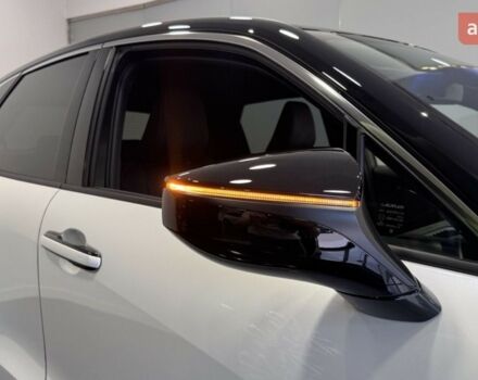 Лексус LBX, объемом двигателя 1.49 л и пробегом 0 тыс. км за 42260 $, фото 3 на Automoto.ua