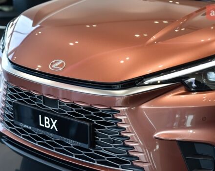 Лексус LBX, об'ємом двигуна 1.49 л та пробігом 0 тис. км за 42760 $, фото 9 на Automoto.ua
