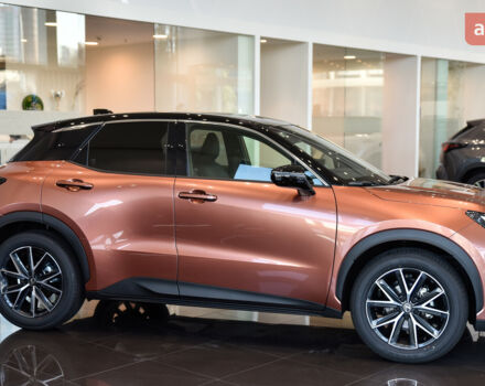 Лексус LBX, об'ємом двигуна 1.49 л та пробігом 0 тис. км за 42760 $, фото 7 на Automoto.ua