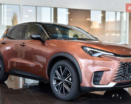 Лексус LBX, об'ємом двигуна 1.49 л та пробігом 0 тис. км за 42760 $, фото 5 на Automoto.ua