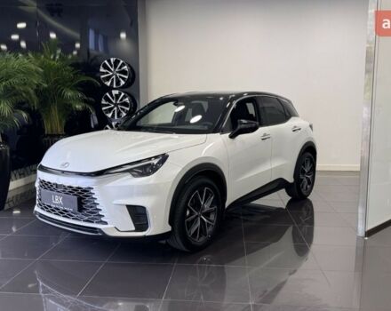 Лексус LBX, объемом двигателя 1.49 л и пробегом 0 тыс. км за 42260 $, фото 2 на Automoto.ua