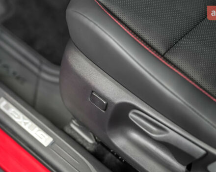 Лексус LBX, объемом двигателя 1.49 л и пробегом 0 тыс. км за 42260 $, фото 18 на Automoto.ua