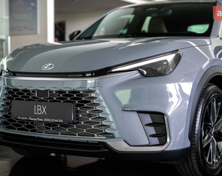 Лексус LBX, об'ємом двигуна 1.49 л та пробігом 0 тис. км за 41090 $, фото 7 на Automoto.ua