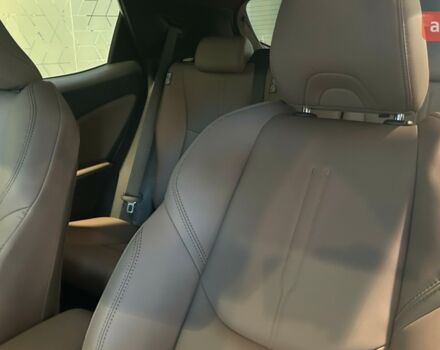 Лексус LBX, об'ємом двигуна 1.49 л та пробігом 0 тис. км за 41090 $, фото 14 на Automoto.ua