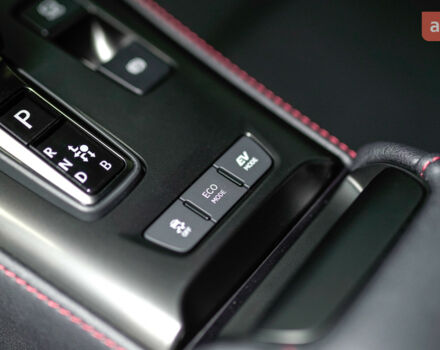 Лексус LBX, объемом двигателя 1.49 л и пробегом 0 тыс. км за 42260 $, фото 21 на Automoto.ua