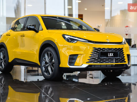 Лексус LBX, объемом двигателя 1.49 л и пробегом 0 тыс. км за 40052 $, фото 1 на Automoto.ua