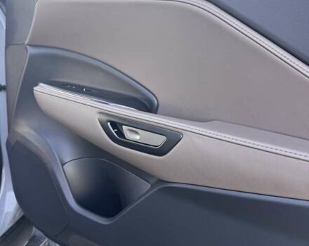 Серый Лексус LBX, объемом двигателя 1.49 л и пробегом 1 тыс. км за 38500 $, фото 11 на Automoto.ua