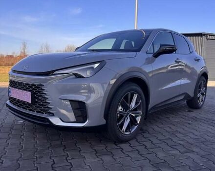 Серый Лексус LBX, объемом двигателя 1.49 л и пробегом 1 тыс. км за 38500 $, фото 2 на Automoto.ua