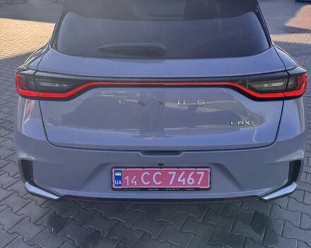 Серый Лексус LBX, объемом двигателя 1.49 л и пробегом 1 тыс. км за 38500 $, фото 5 на Automoto.ua
