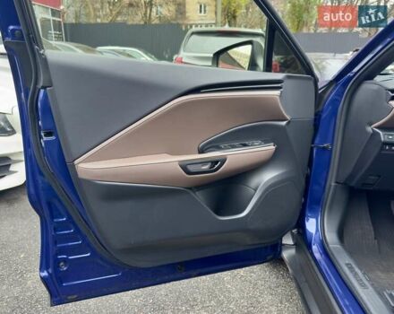 Синій Лексус LBX, об'ємом двигуна 1.49 л та пробігом 18 тис. км за 39500 $, фото 13 на Automoto.ua