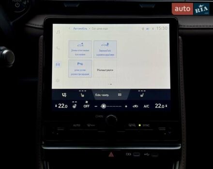 Синій Лексус LBX, об'ємом двигуна 1.49 л та пробігом 18 тис. км за 39500 $, фото 39 на Automoto.ua